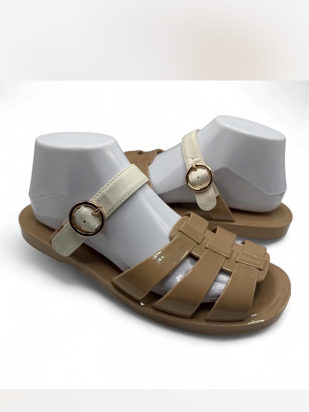 Tuckernuck Riley Jelly Sandals - Picture 3 of 7